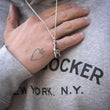 Load image into Gallery viewer, Hand Horn Necklace