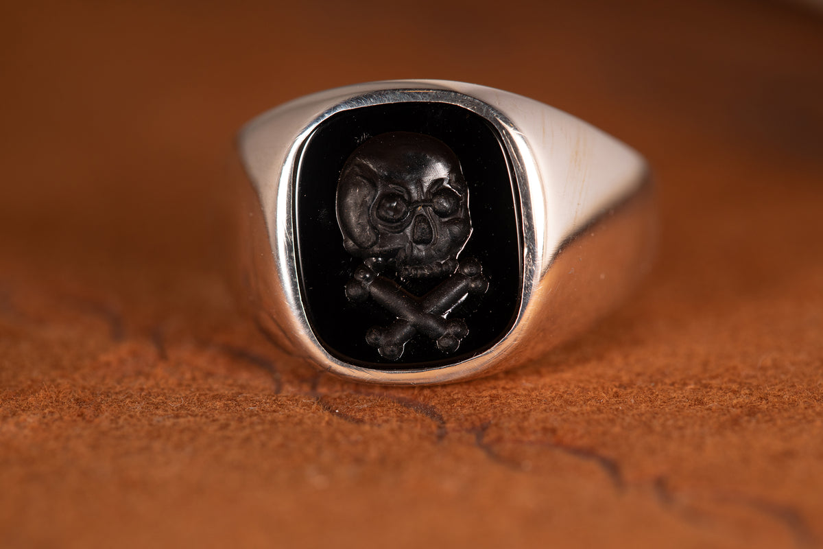 Skull and Crossbones Ring – LHN Jewelry