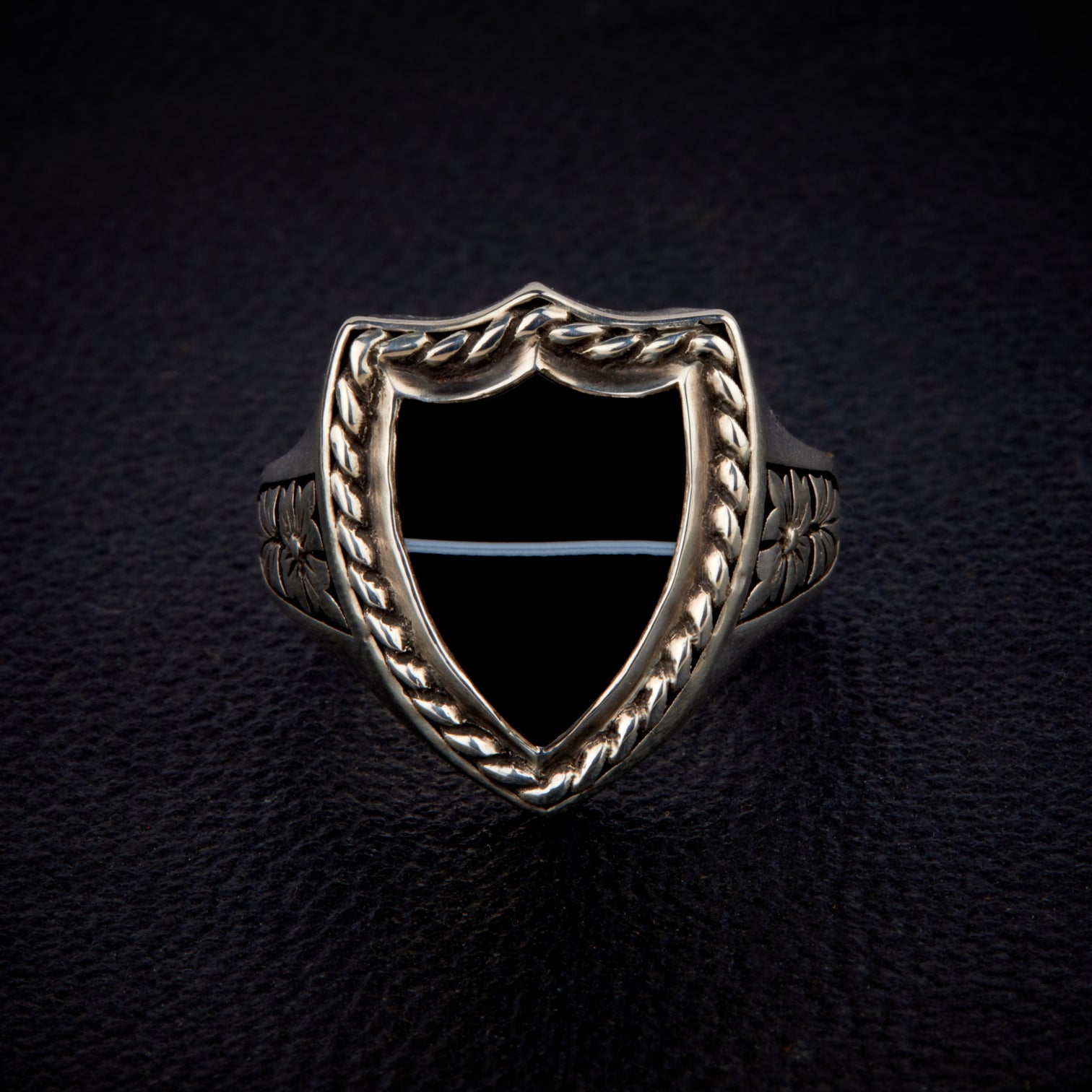 Ring23-11_1512x.jpg?v=1639197420